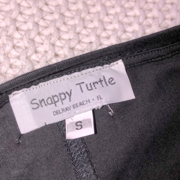 Snappy turtle small black boho bell sleeves top - Picture 4 of 7